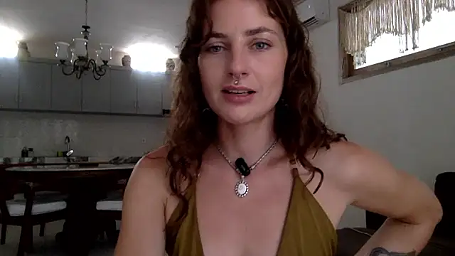 Snapshot of miamiamuse chatting on January 9, 2026, 2:58 am miamiamuse online show from January 9, 2026, 2:58 am