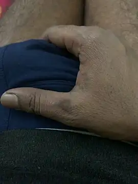 Rahulkumaro1 online show from February 3, 2026, 2:44 pm