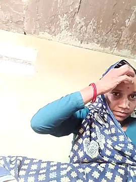 Karishma singh online show from April 9, 2026, 8:53 am