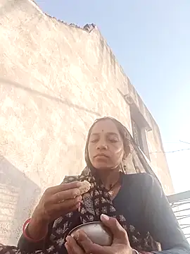 Karishma singh online show from April 14, 2026, 1:22 am