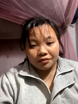 Snapshot of Aha-aa chatting on December 21, 2025, 1:40 pm Aha-aa online show from December 21, 2025, 1:40 pm