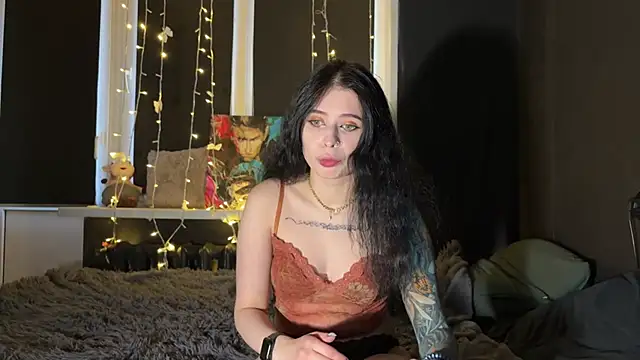 love4couple online show from April 10, 2026, 6:18 am