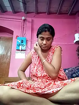 Snapshot of Hooghlypinkivabi chatting on April 30, 2026, 7:04 am Hooghlypinkivabi online show from April 30, 2026, 7:04 am