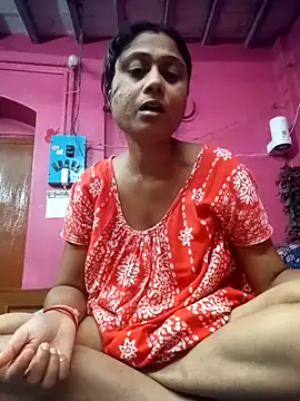 Snapshot of Hooghlypinkivabi chatting on May 2, 2026, 2:33 pm Hooghlypinkivabi online show from May 2, 2026, 2:33 pm