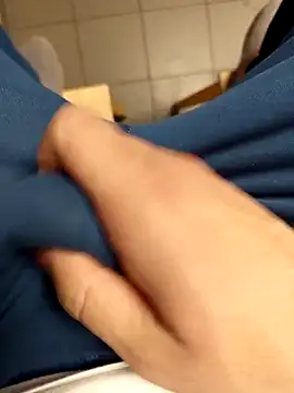 kingmiko12 online show from March 4, 2026, 11:55 pm