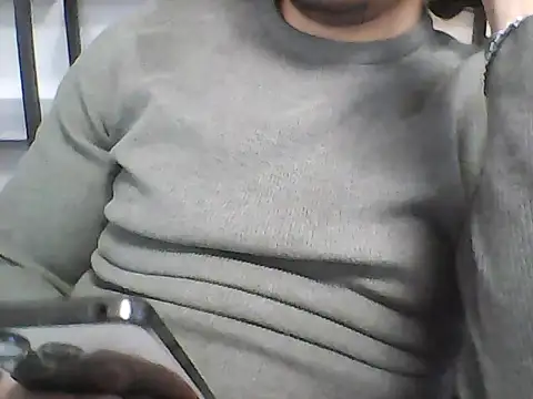 kingmiko12 online show from March 18, 2026, 3:04 pm