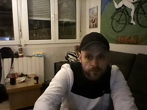 lokurasvarias online show from January 6, 2026, 7:39 pm