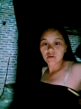 DIANAKUTE online show from April 13, 2026, 10:04 pm