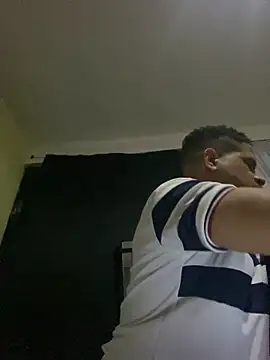 Snapshot of Dominicanobb chatting on February 8, 2026, 5:22 am Dominicanobb online show from February 8, 2026, 5:22 am