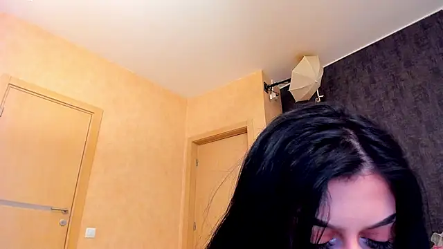 NayaNoirX online show from February 16, 2026, 4:14 pm