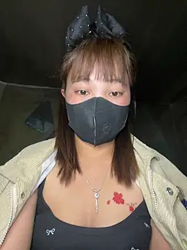 Wendy-2 online show from February 5, 2026, 3:49 pm