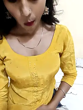 Snapshot of Yours-Zeenat chatting on May 9, 2026, 10:31 am Yours-Zeenat online show from May 9, 2026, 10:31 am
