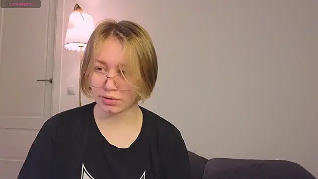 Snapshot of starsonthesky chatting on January 15, 2026, 5:34 am starsonthesky online show from January 15, 2026, 5:34 am