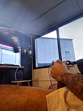  keylafisher  online show from March 5, 2026, 11:12 pm