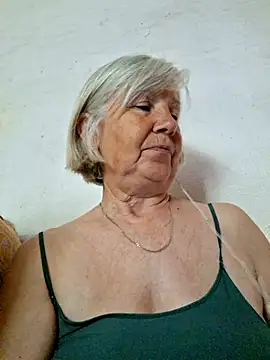 Snapshot of KlaudiaDarling chatting on May 26, 2026, 10:11 am KlaudiaDarling online show from May 26, 2026, 10:11 am