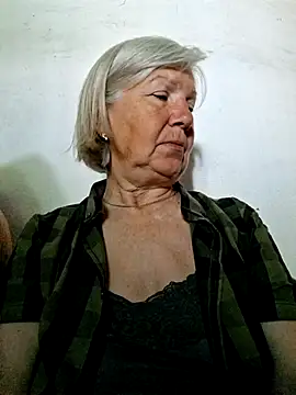 Snapshot of KlaudiaDarling chatting on May 29, 2026, 5:27 am KlaudiaDarling online show from May 29, 2026, 5:27 am