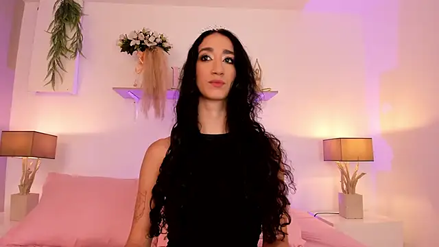 LunaDupont online show from February 6, 2026, 9:29 pm