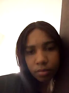 17mami sexy online show from December 23, 2025, 3:15 am