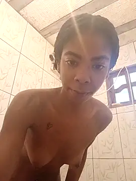 Samarajenyfer online show from February 16, 2026, 7:21 pm