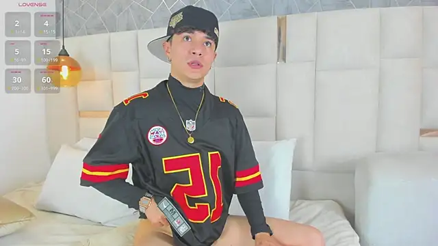 imxxjoel online show from February 25, 2026, 5:06 am