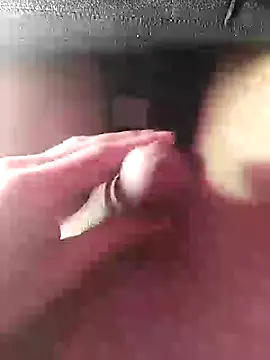 Snapshot of TrebleShebeen chatting on January 11, 2026, 10:37 pm TrebleShebeen online show from January 11, 2026, 10:37 pm