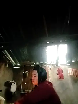 Snapshot of Missbun_22 chatting on January 7, 2026, 3:20 am Missbun 22 online show from January 7, 2026, 3:20 am