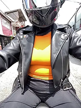 Scarlet auraa online show from March 6, 2026, 4:03 pm