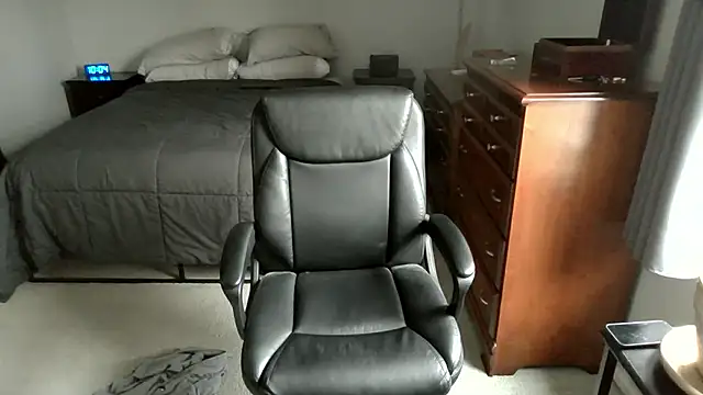 MatureSexy1700 online show from January 7, 2026, 3:03 pm