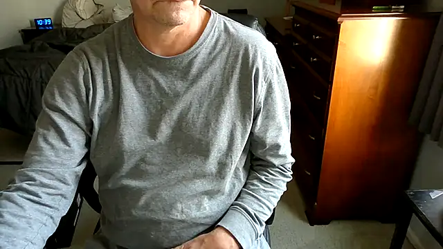 MatureSexy1700 online show from January 11, 2026, 3:39 pm