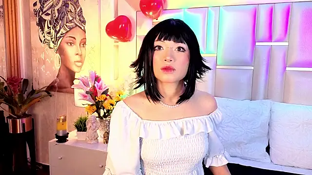 Sienna Desiree online show from February 18, 2026, 1:29 pm