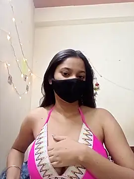 sexyyy sonia online show from March 18, 2026, 5:43 am