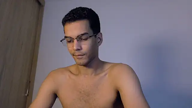 Pikashu7u7 online show from February 11, 2026, 1:43 am