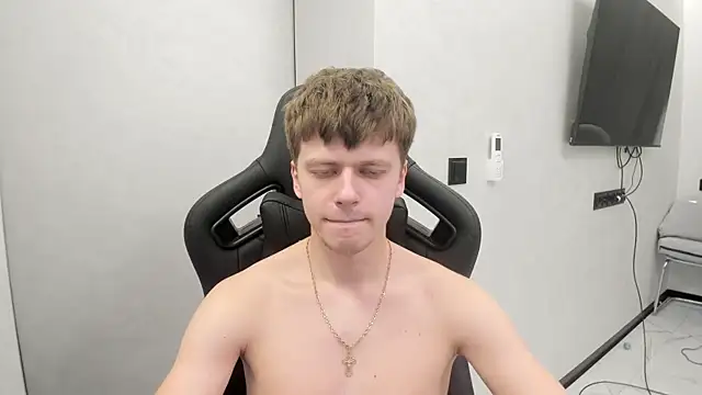 Snapshot of bonekoambalabu chatting on February 11, 2026, 2:33 pm bonekoambalabu online show from February 11, 2026, 2:33 pm