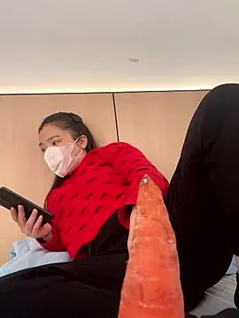 Faded pink online show from January 13, 2026, 2:39 am