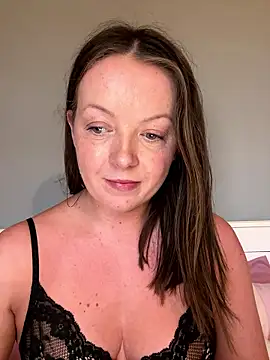 Nova-Vixen online show from January 7, 2026, 3:47 pm