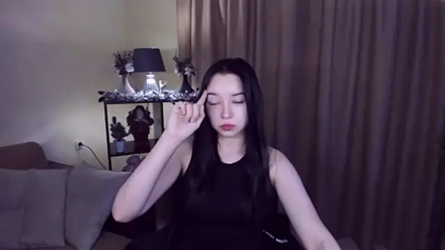 StellaGrace online show from January 13, 2026, 12:32 pm