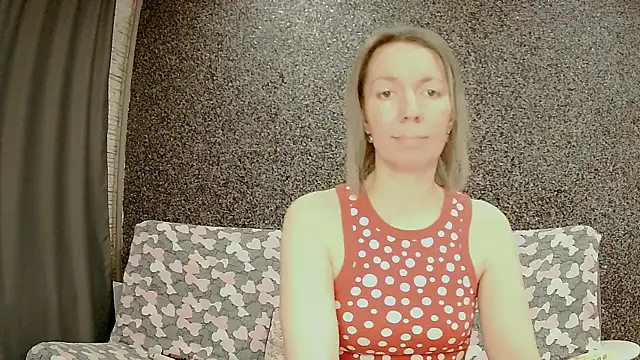 Snapshot of Amanda_Luxe chatting on January 12, 2026, 3:01 am Amanda Luxe online show from January 12, 2026, 3:01 am