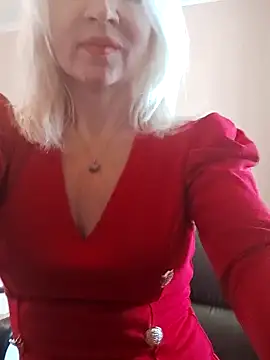 Snapshot of MiraStar984 chatting on February 10, 2026, 10:52 am MiraStar984 online show from February 10, 2026, 10:52 am