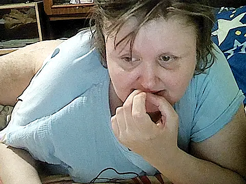 nataly4560 online show from April 1, 2026, 6:49 pm