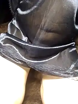 Merrylinh online show from February 2, 2026, 3:55 pm