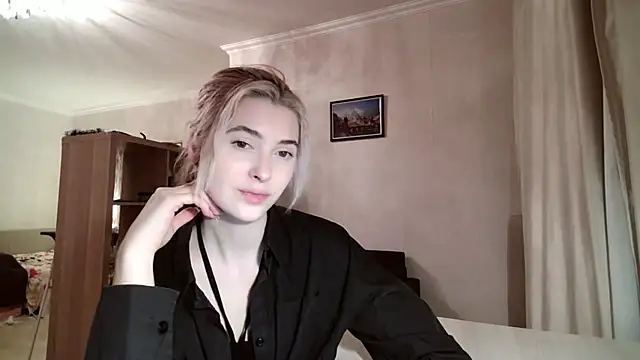 Snapshot of Dia_DeAmas chatting on February 2, 2026, 3:33 pm Dia DeAmas online show from February 2, 2026, 3:33 pm