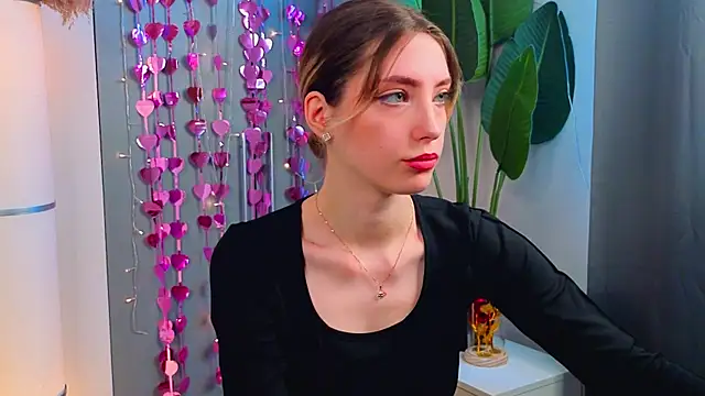 BrianneMallory online show from February 20, 2026, 8:16 am