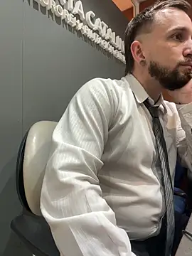 Chubandchaser online show from February 25, 2026, 11:14 pm