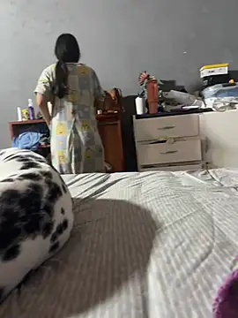 Snapshot of mrob1903 chatting on January 10, 2026, 9:52 pm mrob1903 online show from January 10, 2026, 9:52 pm