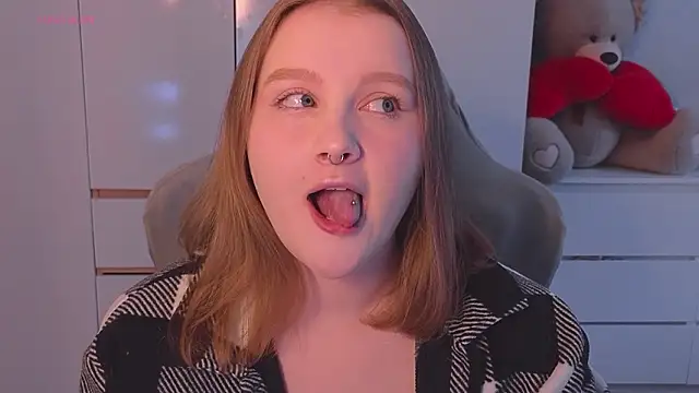 Snapshot of Ol1via chatting on February 28, 2026, 4:13 am Ol1via online show from February 28, 2026, 4:13 am