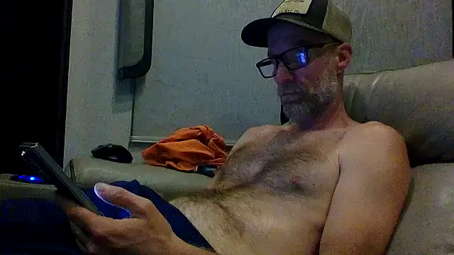 tittycum3636 online show from June 20, 2026, 9:01 am