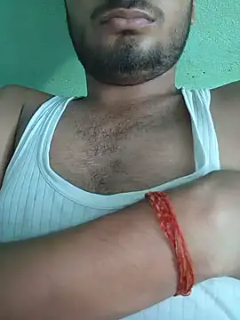 Snapshot of avi007pp chatting on June 26, 2026, 2:49 am avi007pp online show from June 26, 2026, 2:49 am