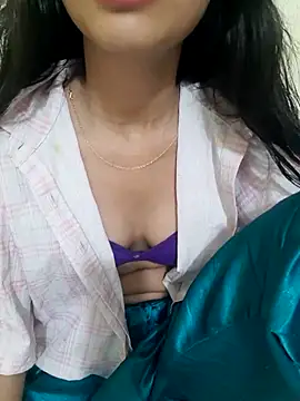 Snapshot of Kanchan7909 chatting on March 12, 2026, 1:39 pm Kanchan7909 online show from March 12, 2026, 1:39 pm