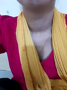 Snapshot of Kanchan7909 chatting on April 8, 2026, 4:40 pm Kanchan7909 online show from April 8, 2026, 4:40 pm