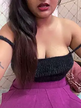 Curvy Anaya online show from March 10, 2026, 7:24 am